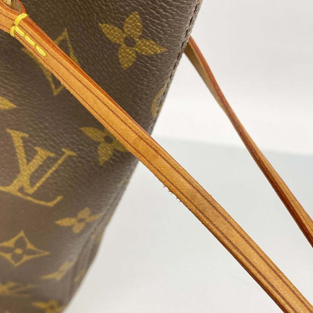 LOUIS VUITTON Brown Monogram Neverfull MM Tote Bag - Picture 9 of 12